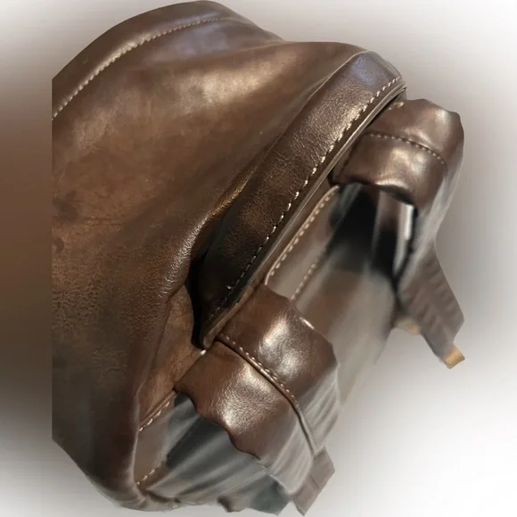 GUESS leather brown backpack - Picture 8 of 12